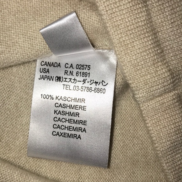 2. NWT  Escada 2 piece cardigan set sz 48/ 16 p2p 20 inches retails 1940.00 - Picture 8 of 9